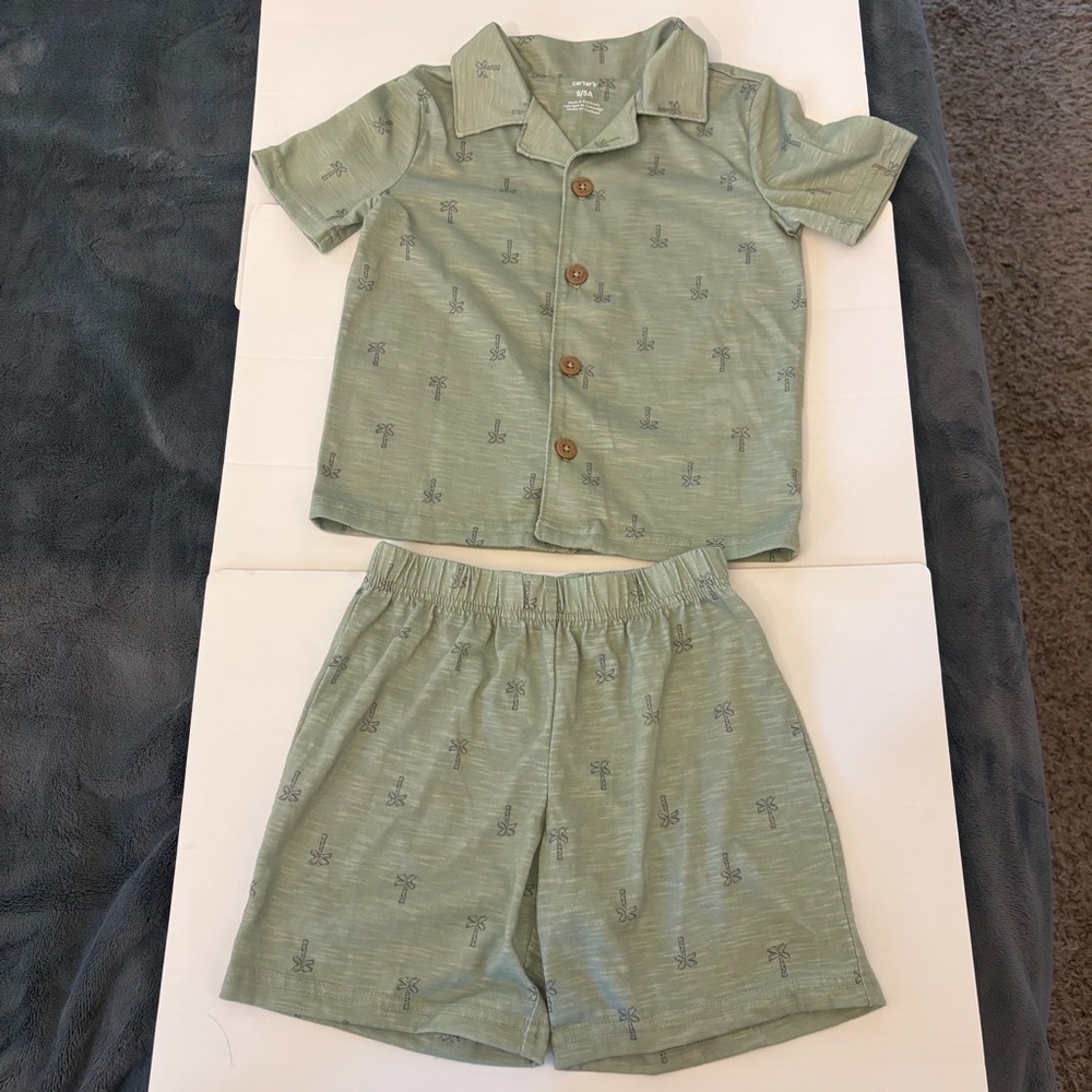 Carter's OshKosh Toddler Boys 5T Bundle 8pc Shorts Tees Hoodie Mixed Colors